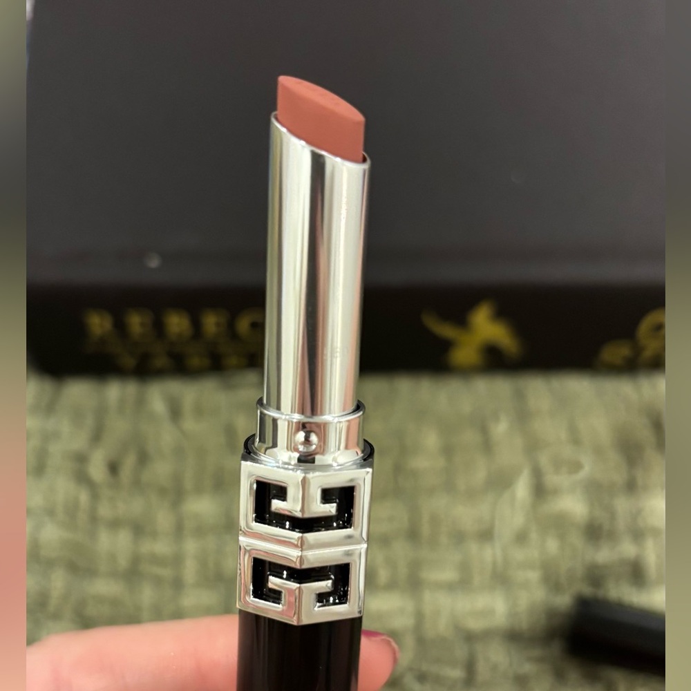 Givenchy Le Rouge Velvet Matte- N01